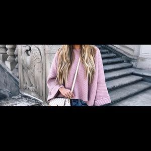 Free people oversized sweater in Rose